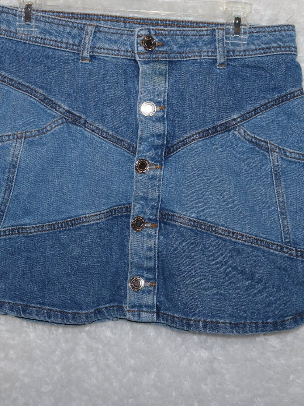 So juniors denim skirt size 11 buttonfly front